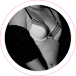 Photo d'une femme en lingerie, boudoir